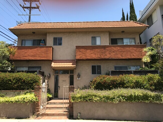 Primary Photo - 1812 Westholme Ave