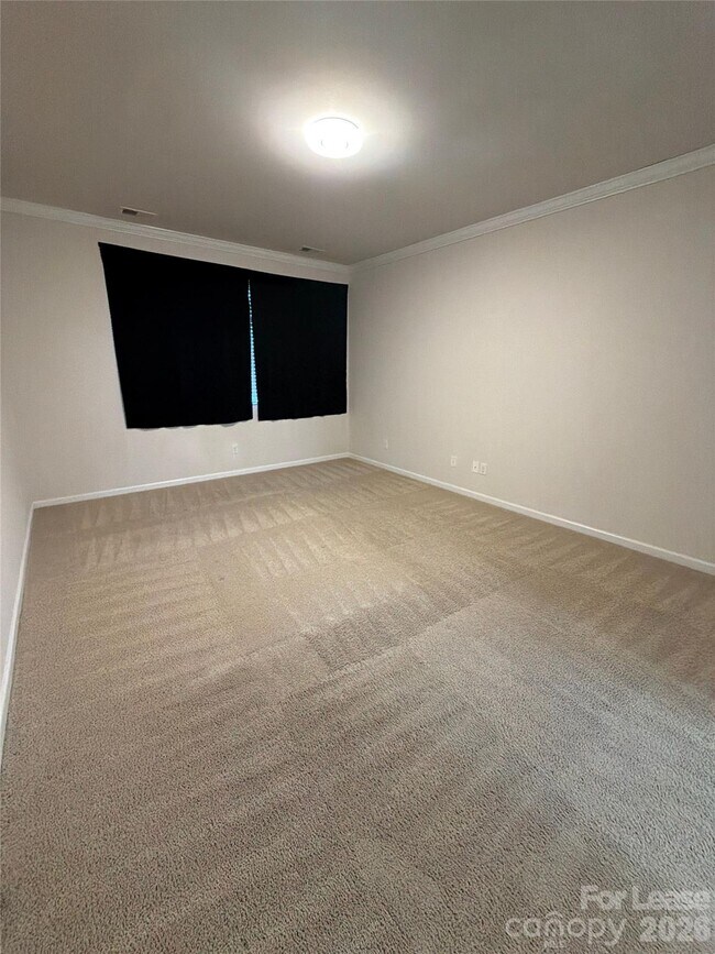 Building Photo - 1008 Fairbrae Ln