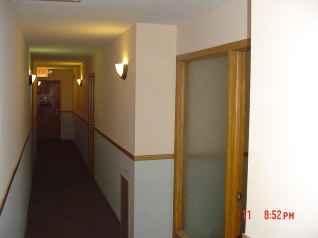 Building Photo - 10731 France Ave S