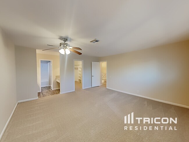 Building Photo - 3746 Terrace Dr