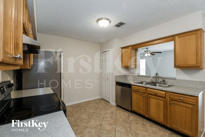 Building Photo - 1449 Ellis Trace Dr W