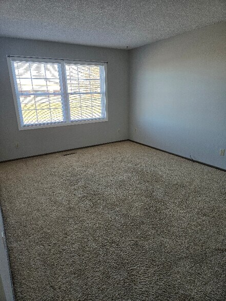 Building Photo - 2308 Crescent