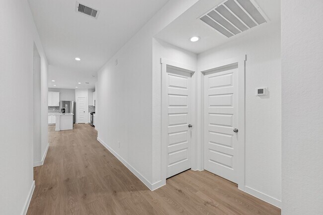 Building Photo - 30034 Foxtail Pne Ct