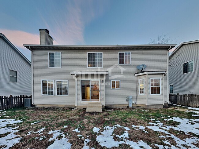 Building Photo - 20863 Brentwood Ct