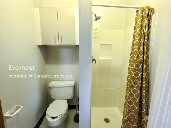 Building Photo - 712 Frontier Ct