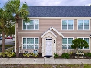 Building Photo - 5631 Rosehill Rd