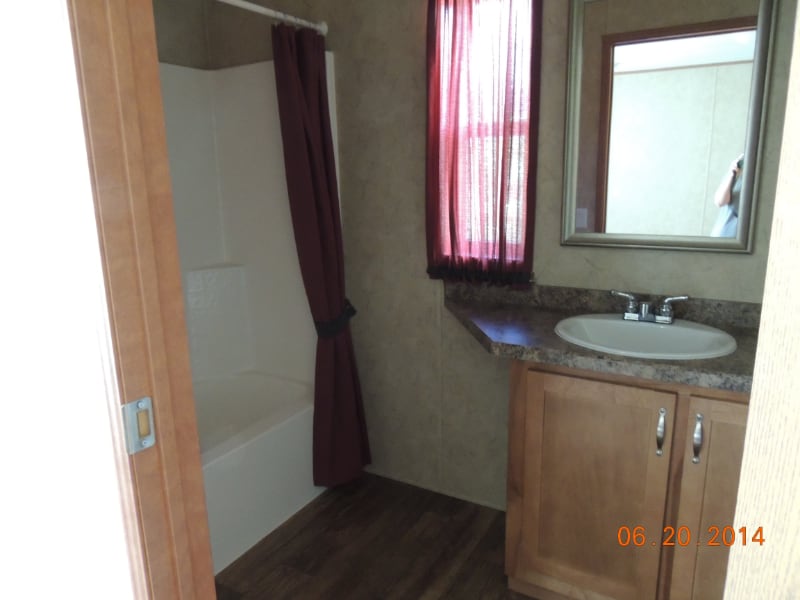 Building Photo - 203 2nd St S