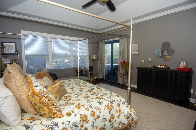Building Photo - 500 Turnberry Ln