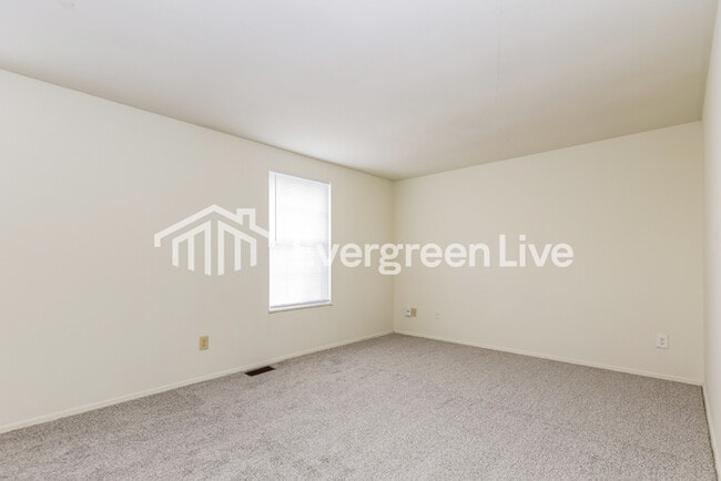 Building Photo - 7699 Mt Hood