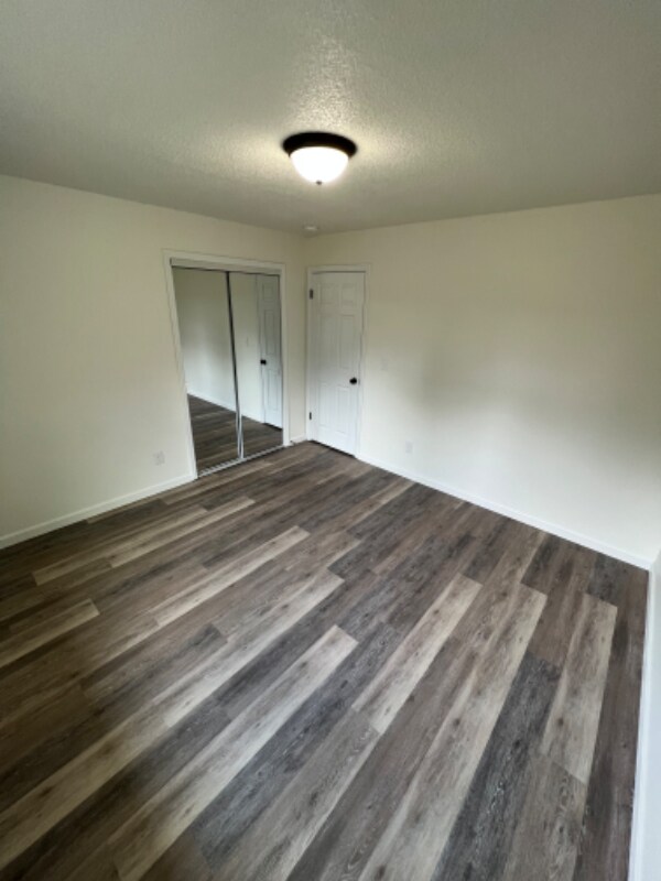 Building Photo - 678 Wood Dr Ext