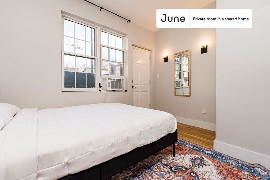 Building Photo - Room in Shared 3 bed/1 bath home in Clinton Hill