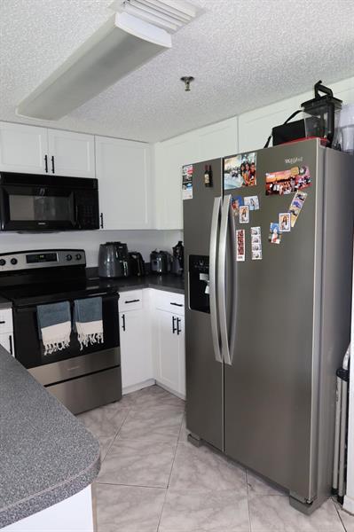 Building Photo - 9470 Tangerine Pl