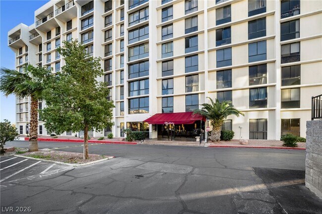 Building Photo - 3930 University Center Dr
