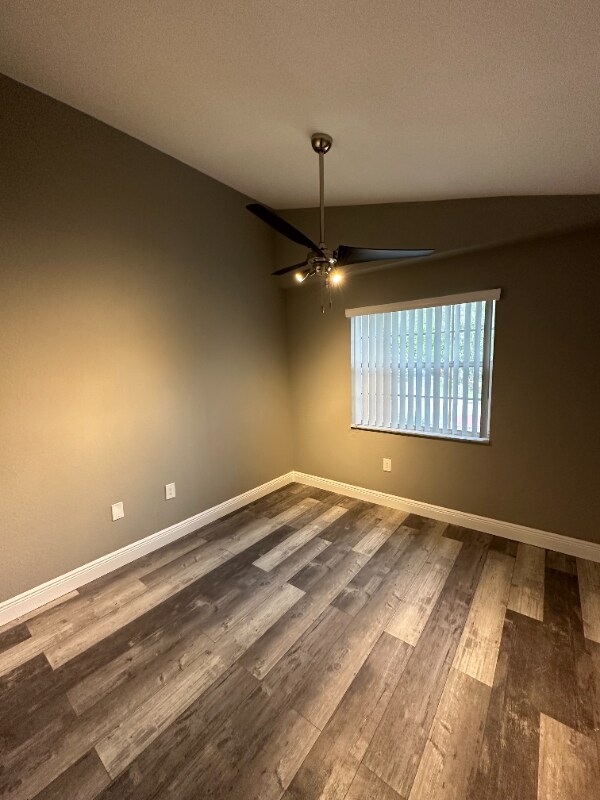 Building Photo - 2890 N Oakland Forest Dr