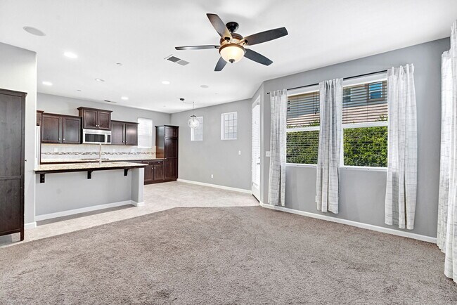Building Photo - 1446 Sundial Way