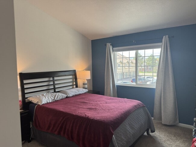 Building Photo - 2940 W Centennial Dr