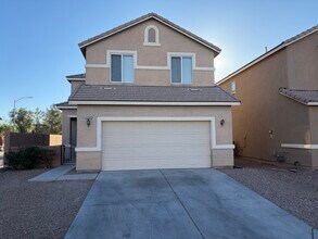 Building Photo - Carry Over Showing: This property has been shown before and will be rented to the first most qual...