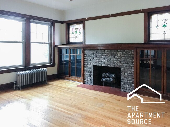 Building Photo - 3817 N Lawndale Ave