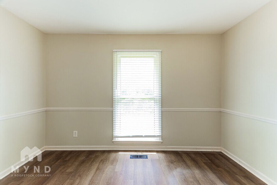 Building Photo - 1840 Westridge Dr