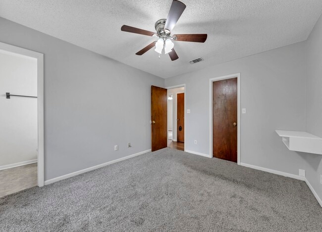 Building Photo - 503 Aleta Ave
