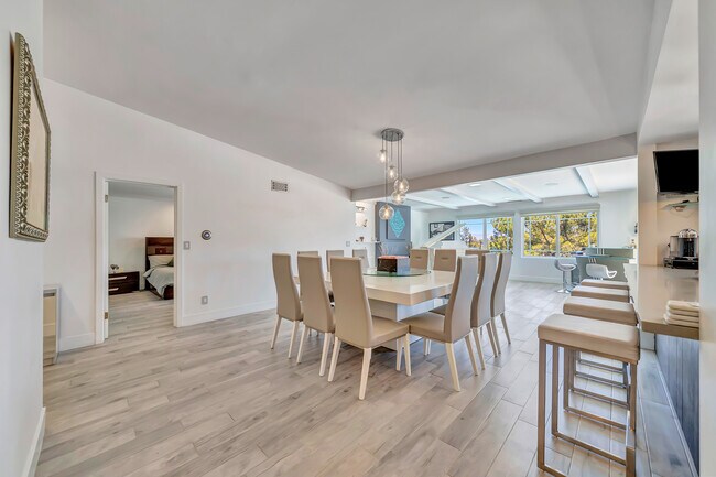 Building Photo - 22374 Algunas Rd