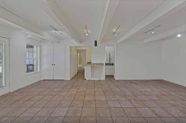 Building Photo - 3414 Westcliff Rd S