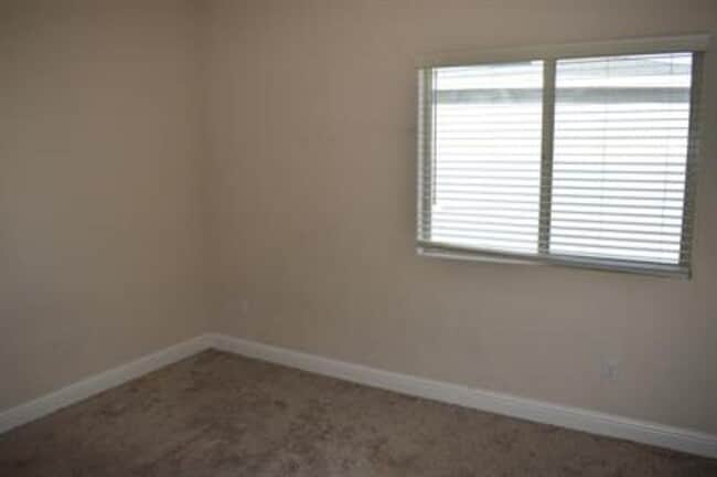 Building Photo - 3762 Bonifacio Way