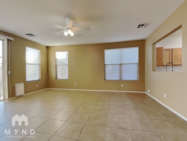 Building Photo - 2204 W San Tan Hills Dr
