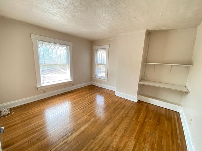Building Photo - OSU Campus Area Single Family House - Avai...