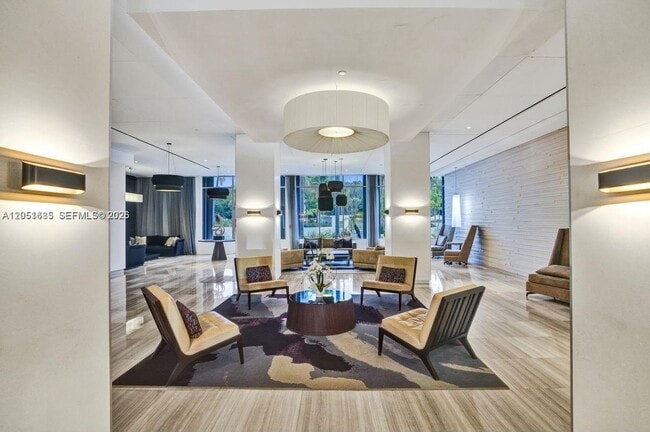 Building Photo - 100 Bayview Dr