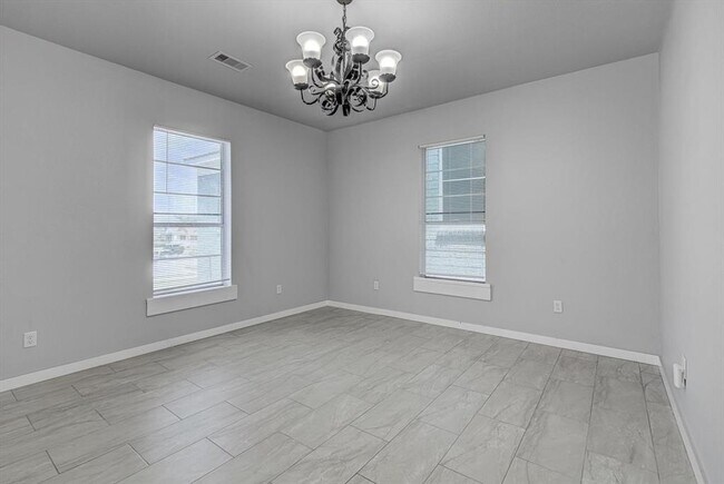 Building Photo - 1708 19th St
