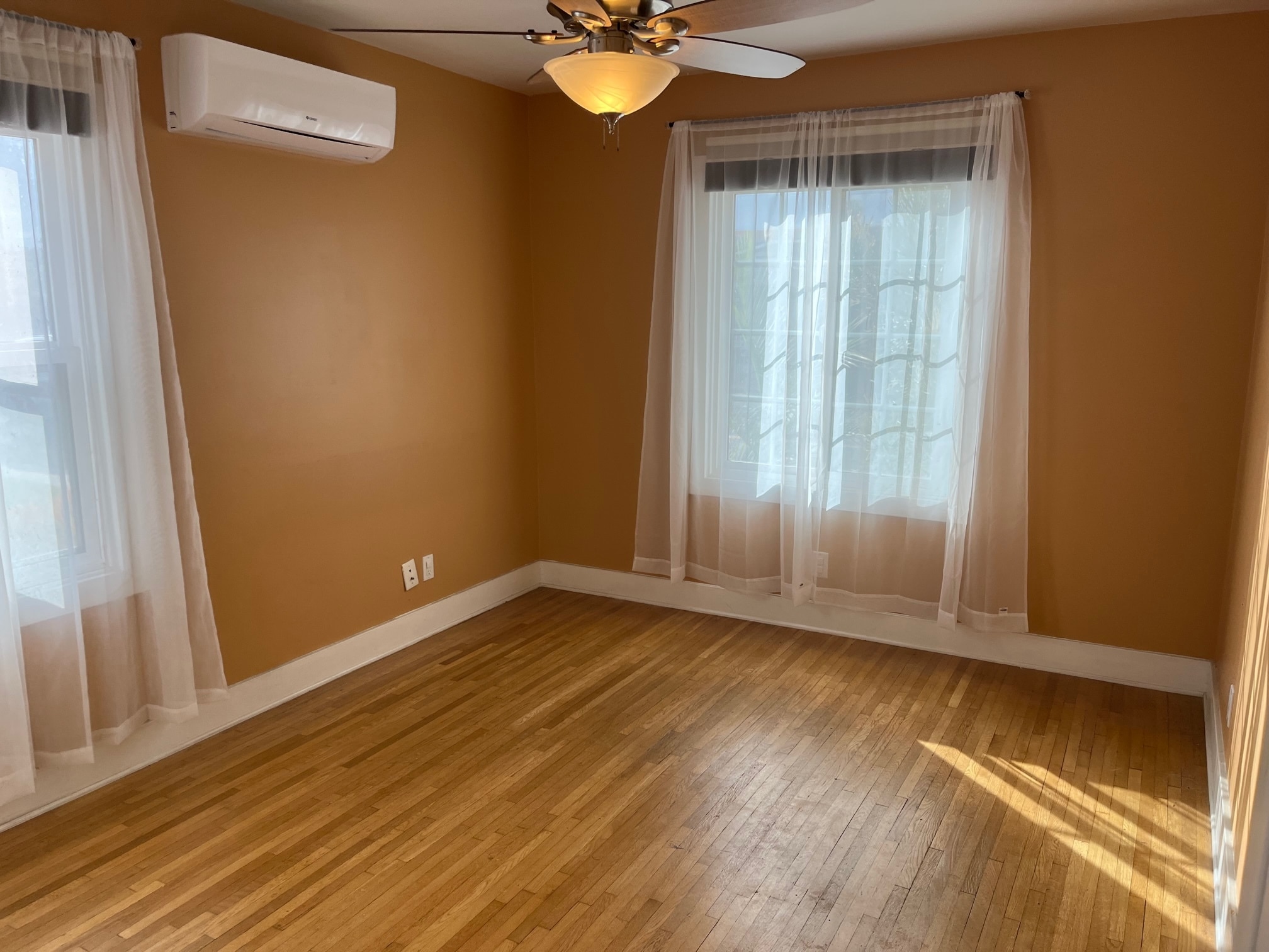 Building Photo - 1684 West Blvd