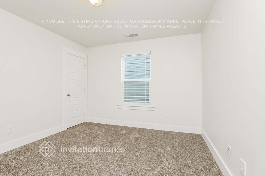 Building Photo - 1346 Sula Dr