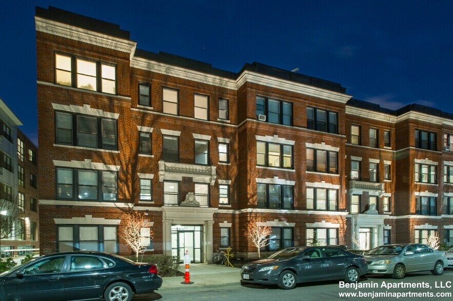 Building Photo - 85 Brainerd Rd