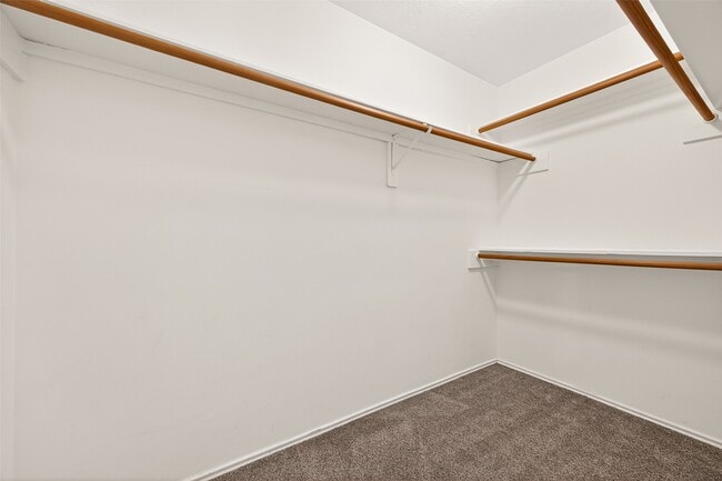 Building Photo - 8839 Aspen Meadow Dr