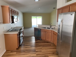 Building Photo - 879 Greenleaf Cir