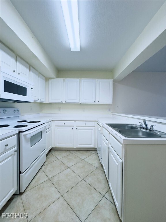 Building Photo - 4122 Residence Drive