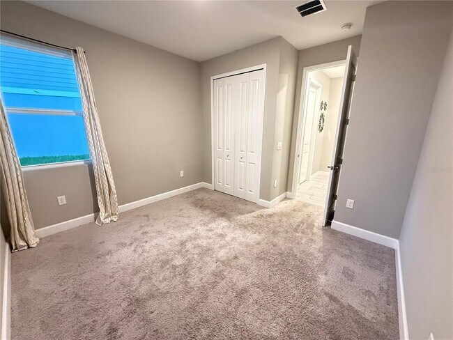 Building Photo - 244 Hillcrest Dr