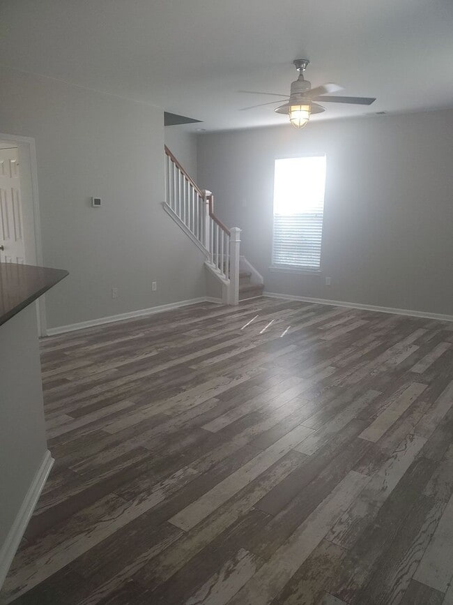 Building Photo - Beautiful Home in Weatherstone