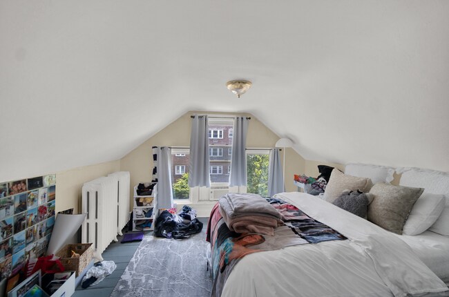 Building Photo - 807 Foster St