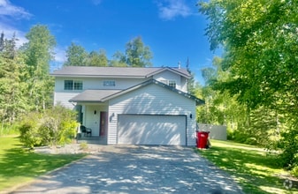 Building Photo - Fantastic 4 bedroom single family home wit...
