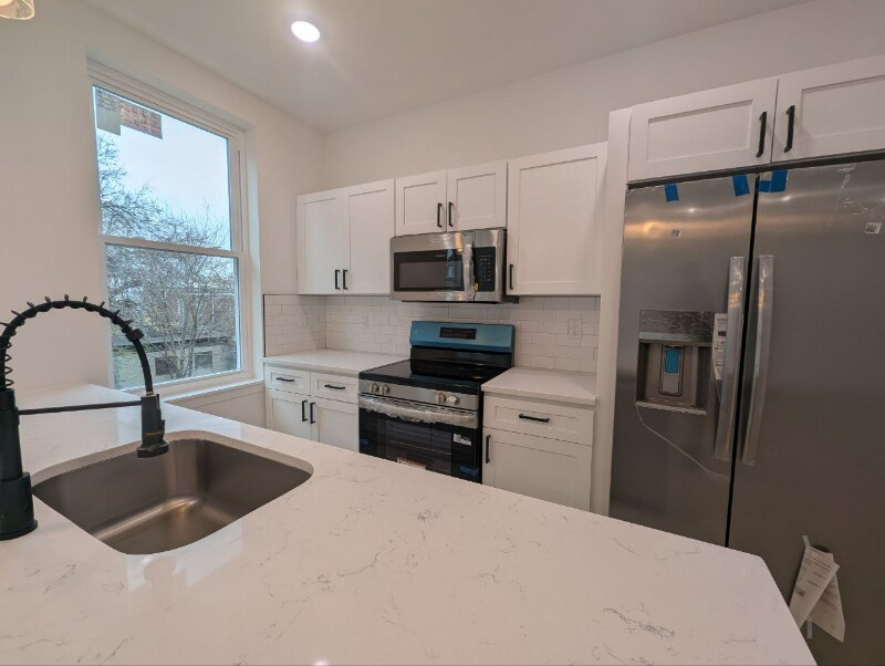 Building Photo - 835 N 63rd St