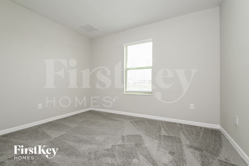 Building Photo - 15315 Broad Brush Dr