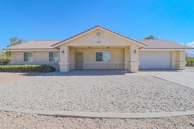 Primary Photo - Beautiful Single Family Home located in He...