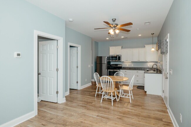 Building Photo - 507 Summerset Ln