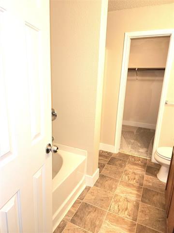 Building Photo - 1308 Scenic Hills Dr