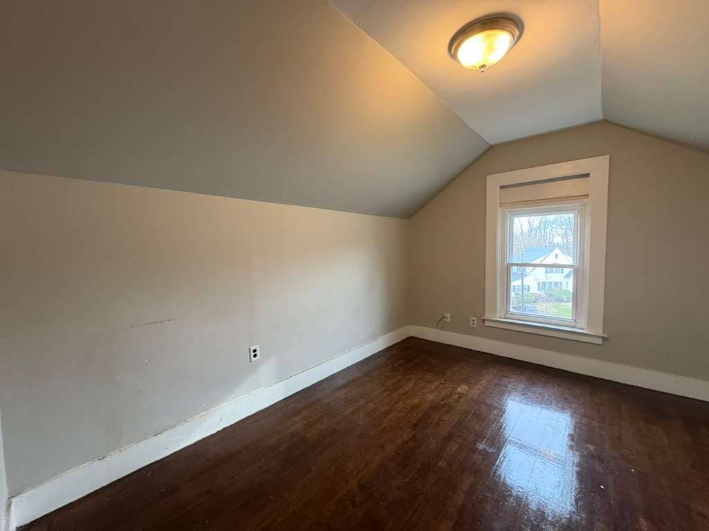 Building Photo - 1260 Whalley Ave