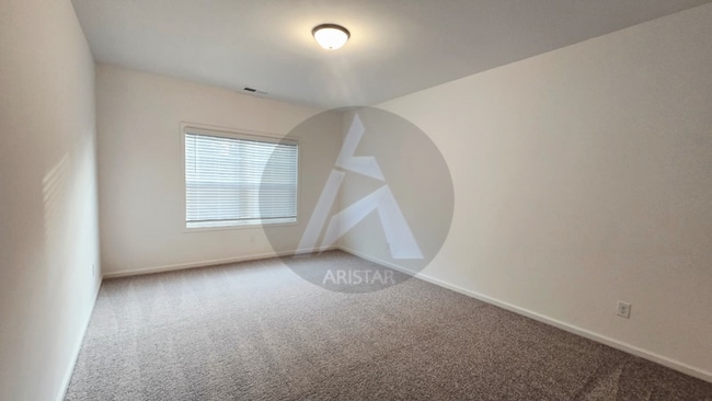 Building Photo - 3136 Marbella Cir