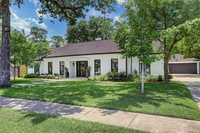 Building Photo - 12419 Mossycup Dr