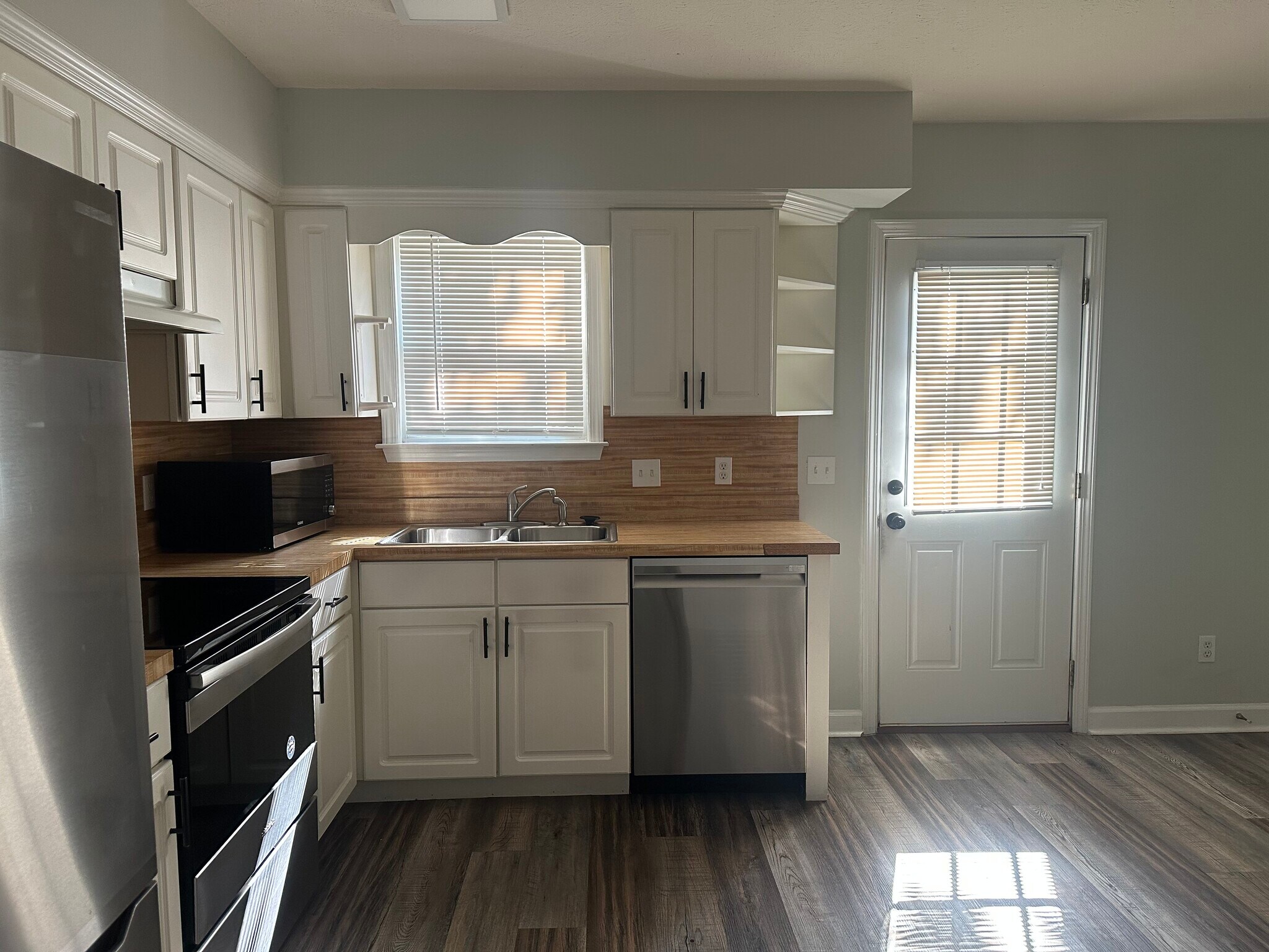 Building Photo - 6714 Jefferson Pl